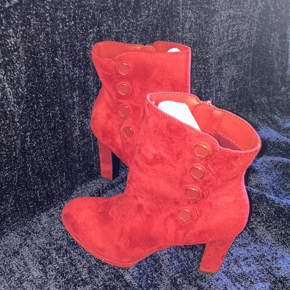Red velvet boots
